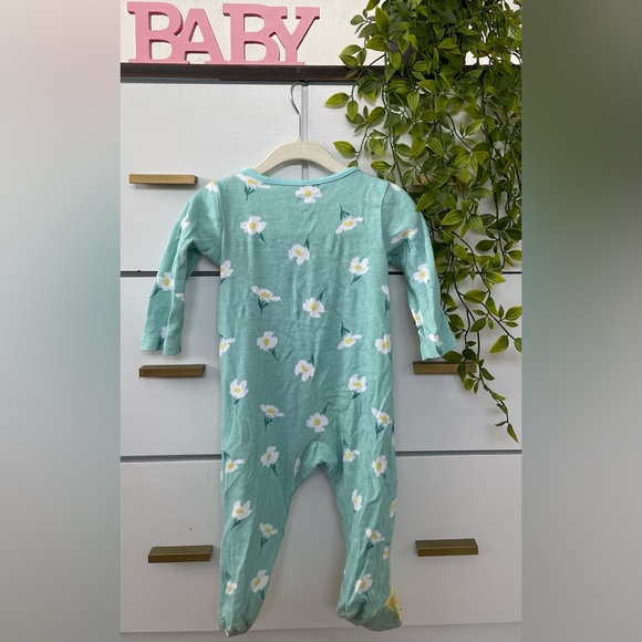 Just one you by Carter’s🐝🌀🌼 - Picture 2 of 2